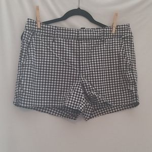 GAP size 10 shorts